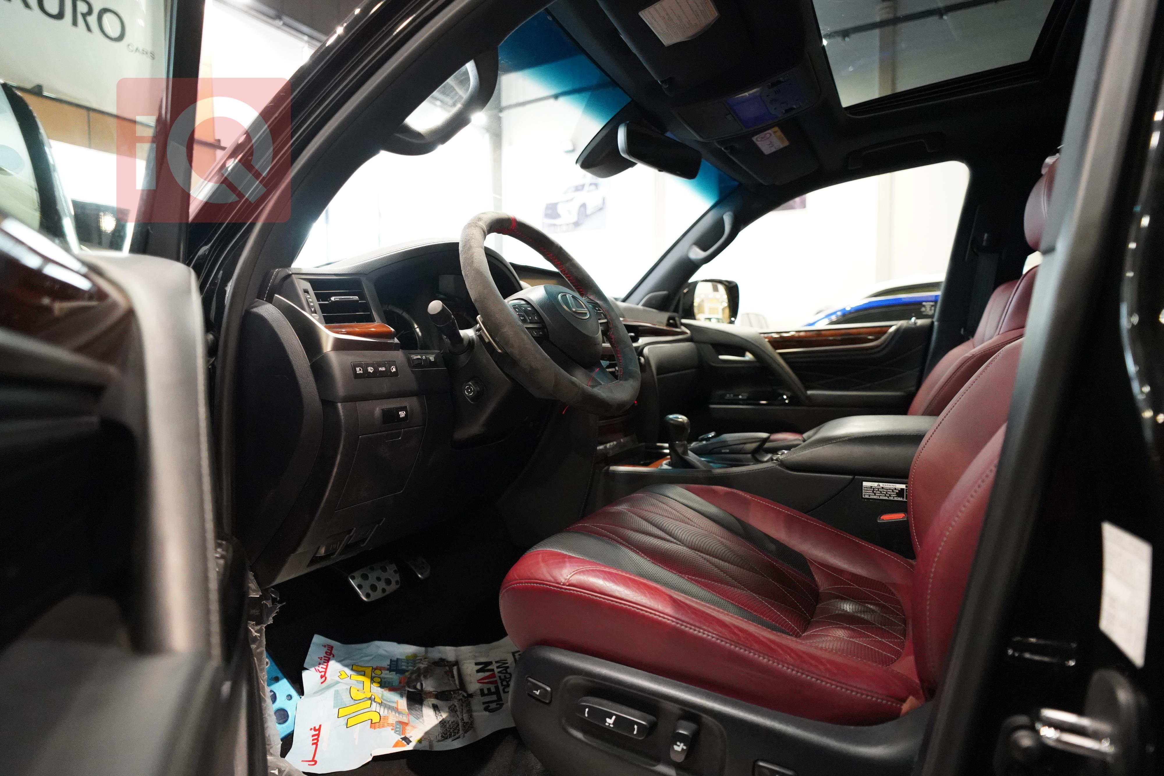Lexus LX